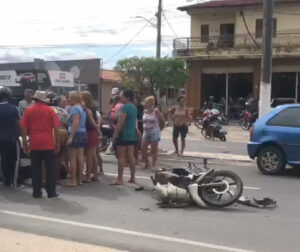Acidente de trânsito na entrada do bairro Varjota, em Várzea Alegre, deixa um ferido